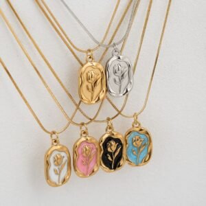 Flower Engraved Pendant