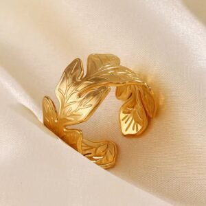Eternal Gold Vine Ring